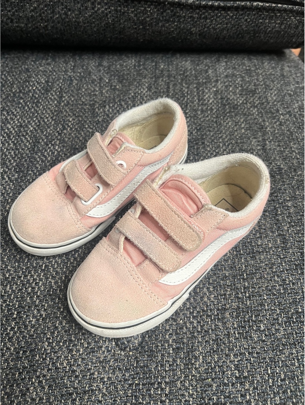 Vans Old Skool pink suede size 9.5 sneaker